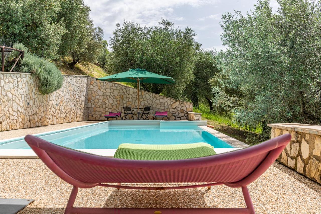 La Tana Delle Stelle B&B Di Charme E Relax Fara in Sabina Dış mekan fotoğraf