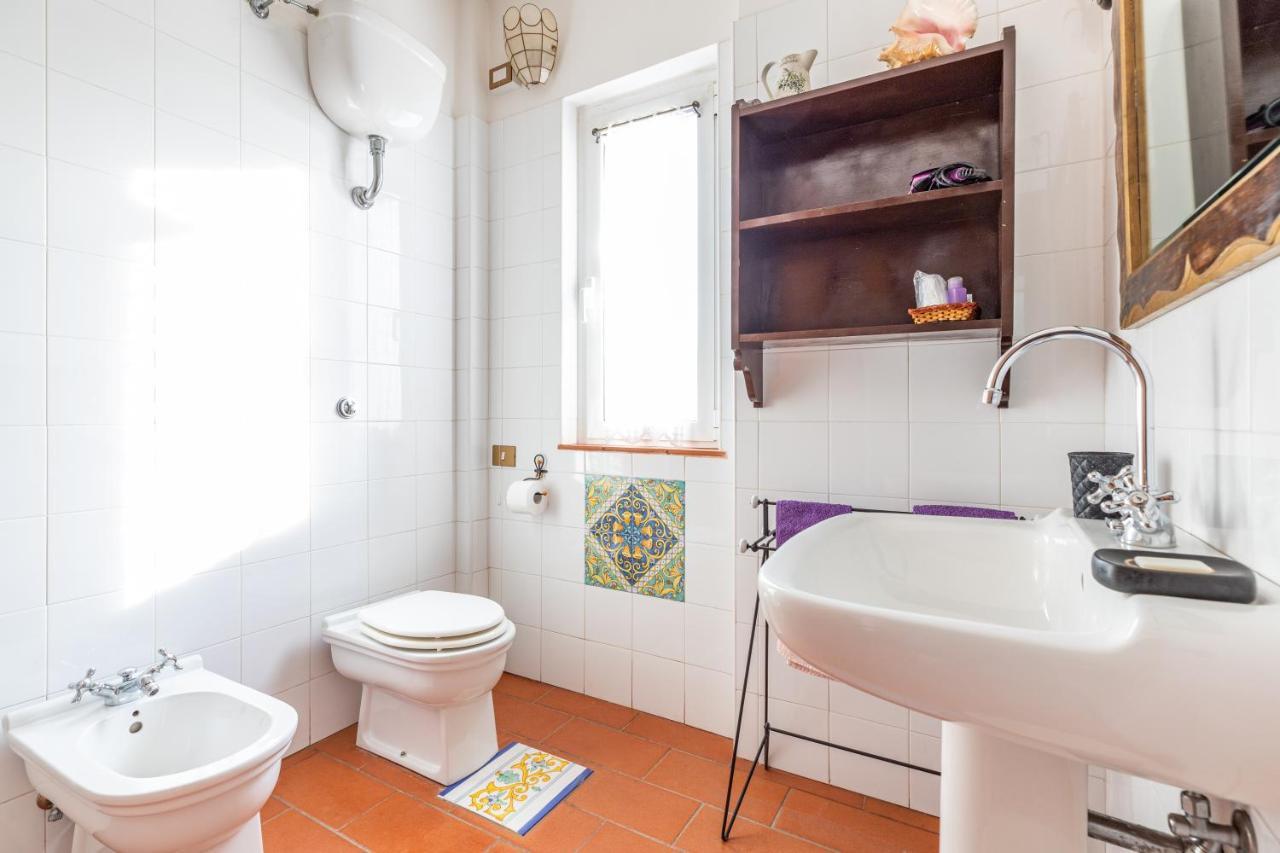 La Tana Delle Stelle B&B Di Charme E Relax Fara in Sabina Dış mekan fotoğraf